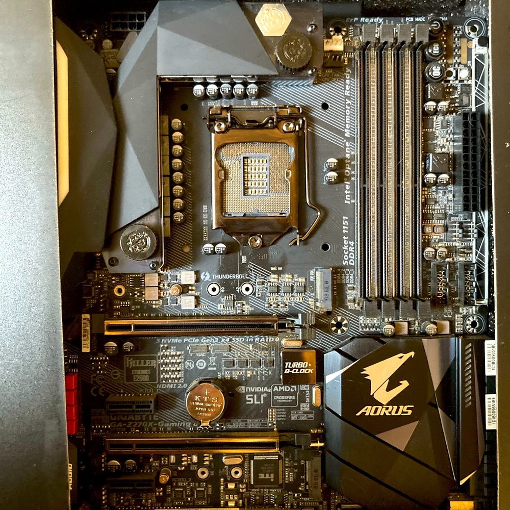Aorus Z270X motherboard. Used. Pins are built. As if. Pls see photos.